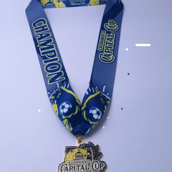 Medal 12